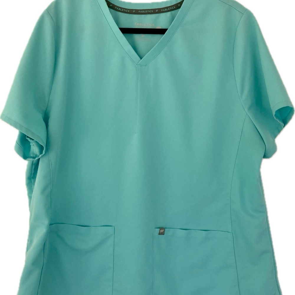 Fabletics Turquoise Scrub top 2XL - Like New